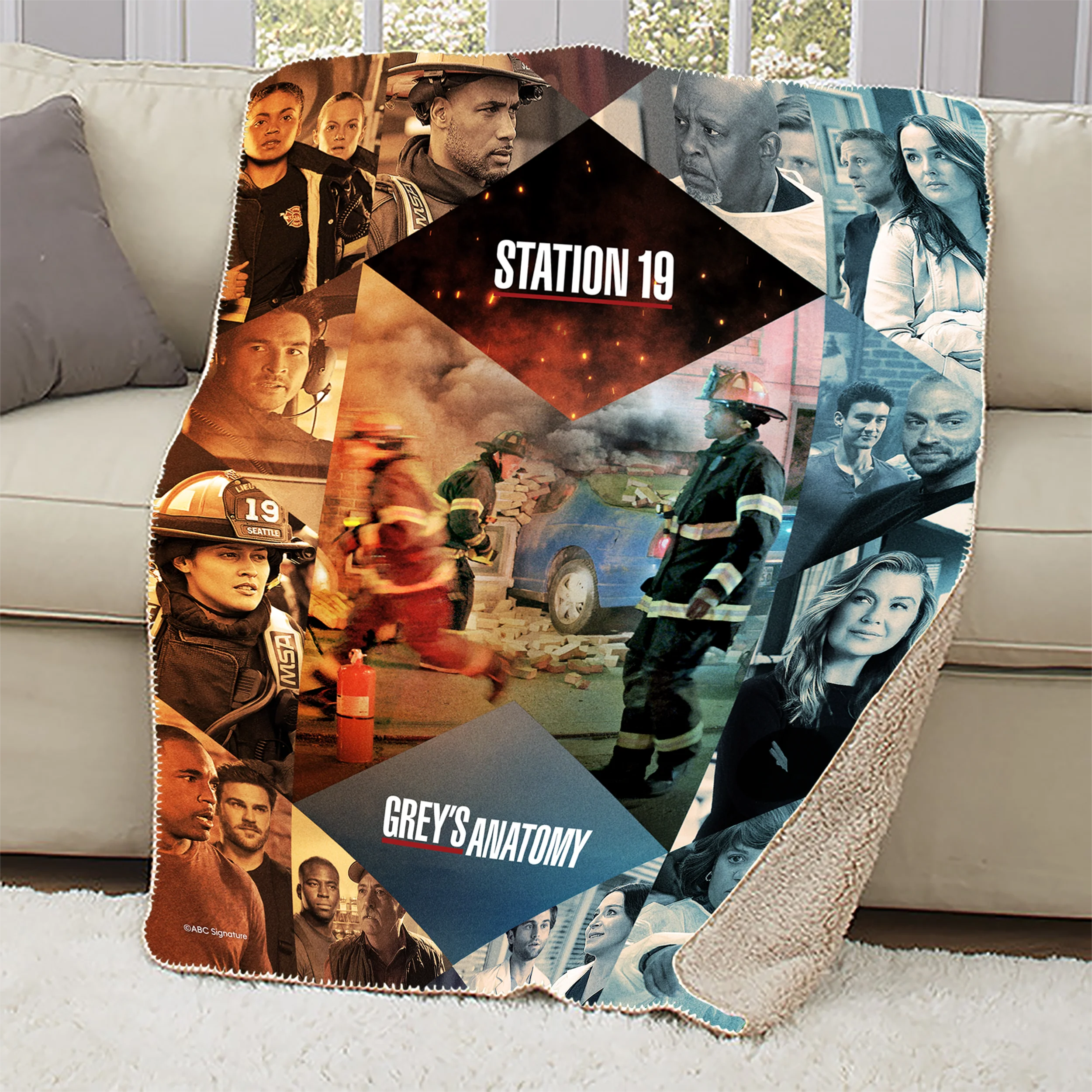 Grey's Anatomy x Station 19 Sherpa Blanket